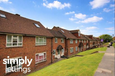 2 bedroom flat to rent, Thompson Road, Brighton
