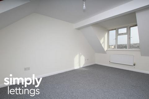2 bedroom flat to rent, Thompson Road, Brighton