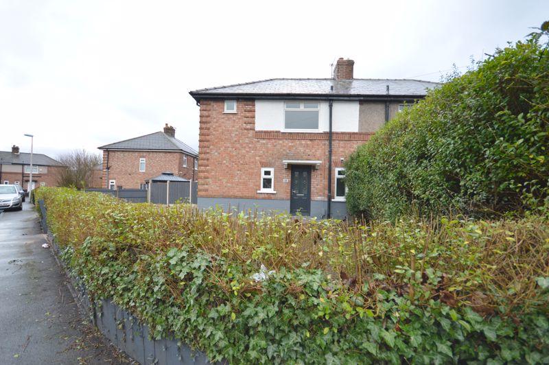 Gloucester Road, Widnes 3 bed semidetached house £185,000
