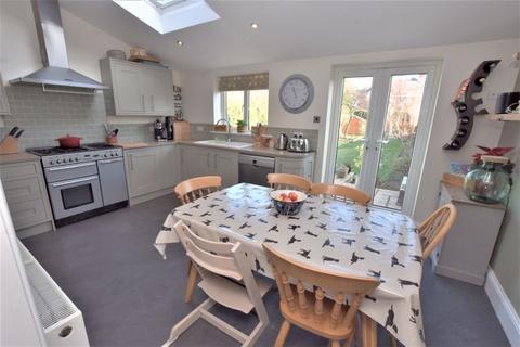 4 bedroom semi-detached house for sale, Jesmond Park West, Jesmond Park West