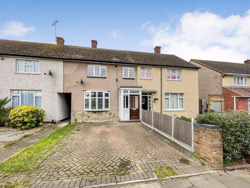 Foyle Drive, South Ockendon 3 bed terraced house £1,350 pcm (£312 pw)