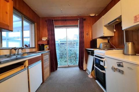 45 Horsham Road, Feltham, TW14 8LN