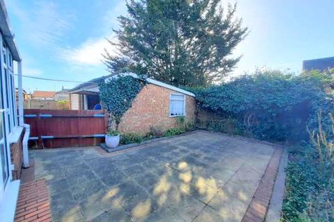 15 Horsham Road, Feltham, TW14 8LN