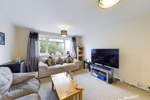 6a Brompton Close, Aylesbury, HP19 9JY