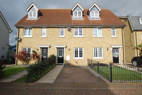12 Birchfield, North Stifford, Grays, RM16 5UX