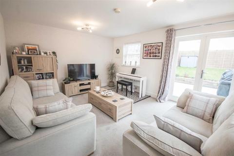 1 Whitley Link, Chelmsford, CM2 9FX
