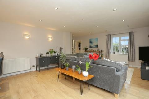 2 Bodenham Road, Folkestone, CT20 2NU