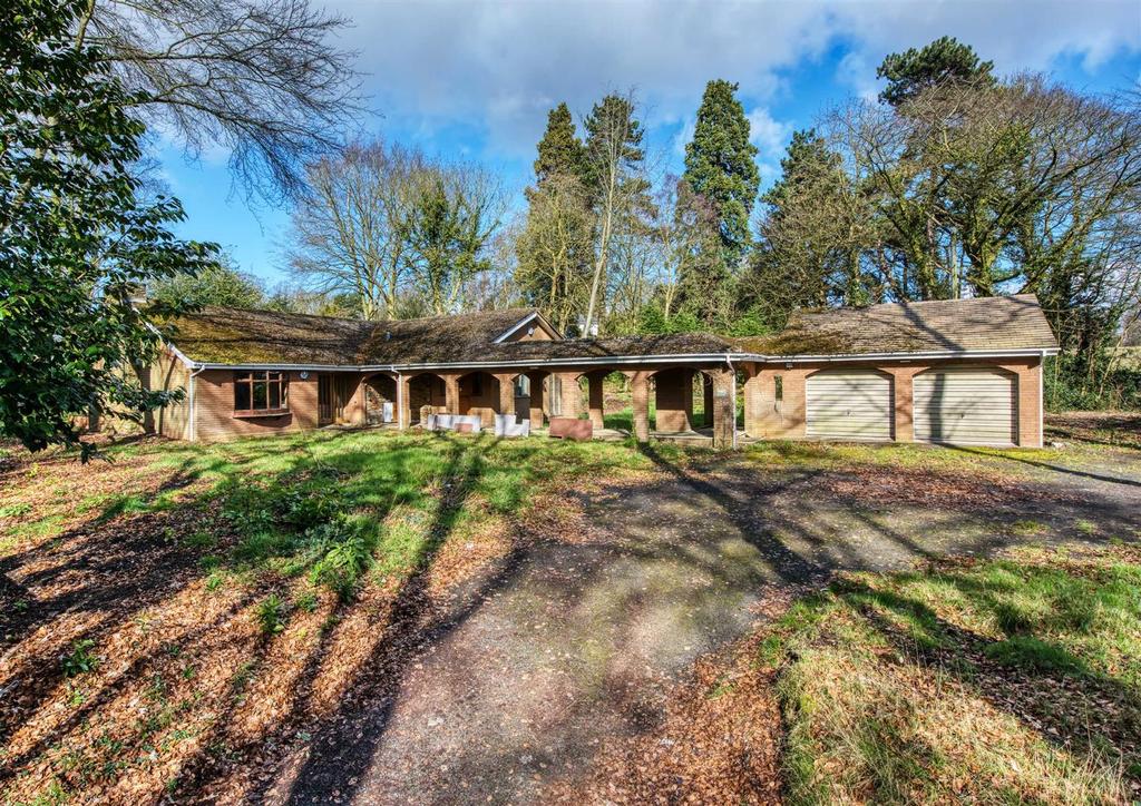 The Lodge, Park Mount, Stourbridge Road, Wombourne, Wolverhampton 3 bed detached bungalow £525,000