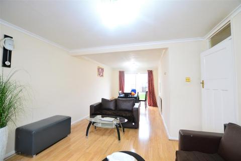 5 Aspen Close, Slough, SL2 1ET