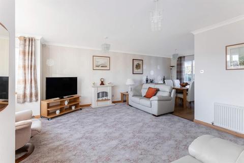 2 Baxter Road, Crossgates, Cowdenbeath, KY4 8AQ