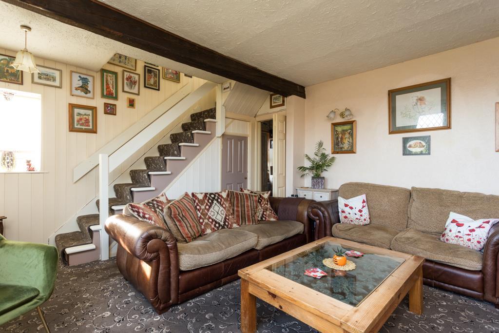 Ainsty View, Wetherby 3 bed semidetached house £243,000