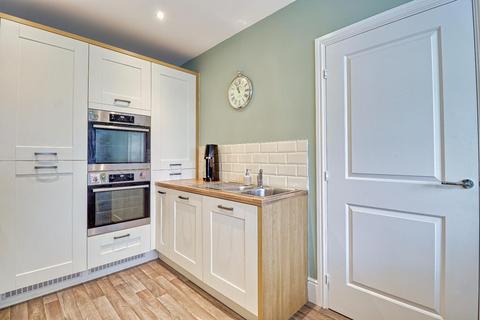 27 Bletchley Road, Horsforth, Leeds, LS18 4FG