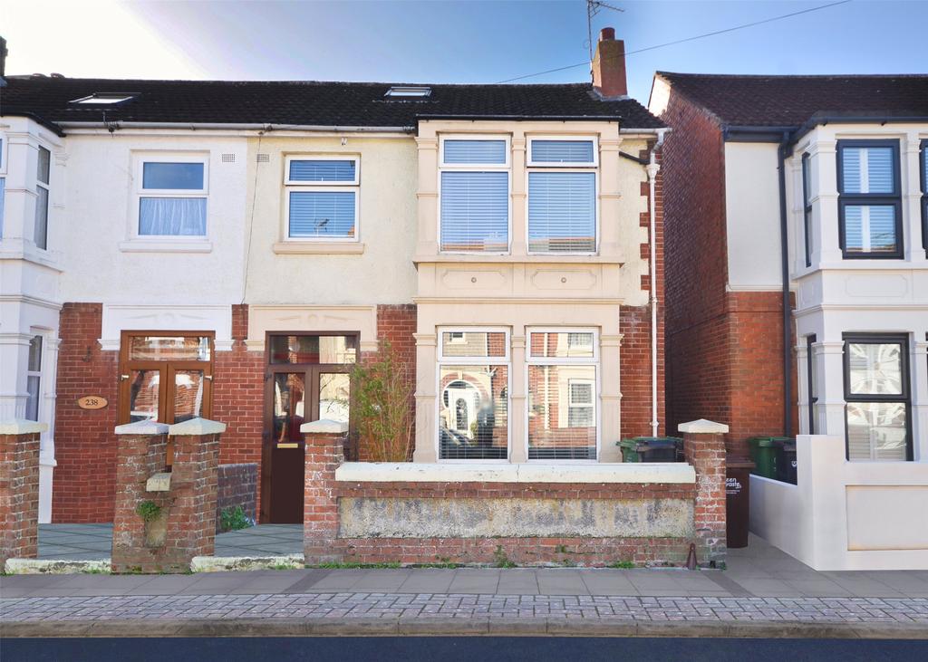 Hayling Avenue, Portsmouth, Hampshire, PO3 3 bed end of terrace house