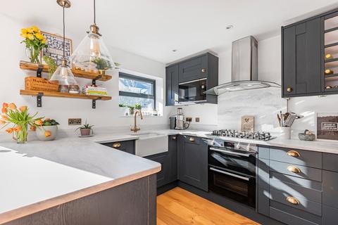 23 Summerfield Street, London, SE12 0NH