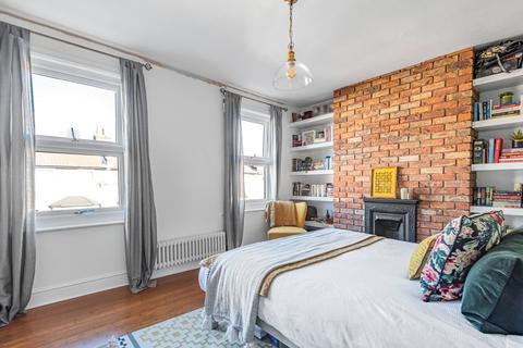 23 Summerfield Street, London, SE12 0NH
