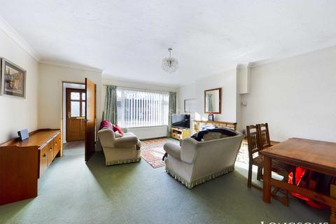 37 Brackenwoods, Necton, Swaffham, PE37 8EU