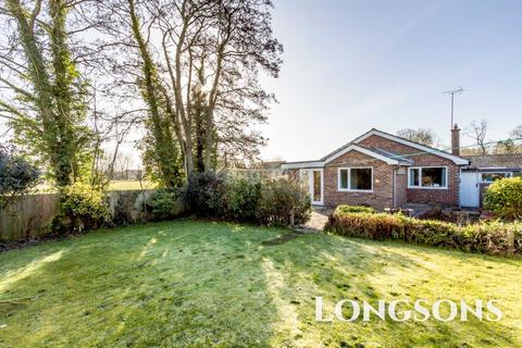 37 Brackenwoods, Necton, Swaffham, PE37 8EU