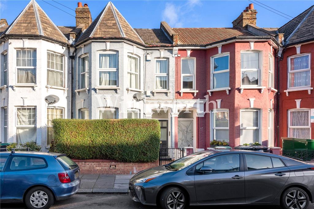 Carlingford Road, London, N15 2 bed apartment £525,000