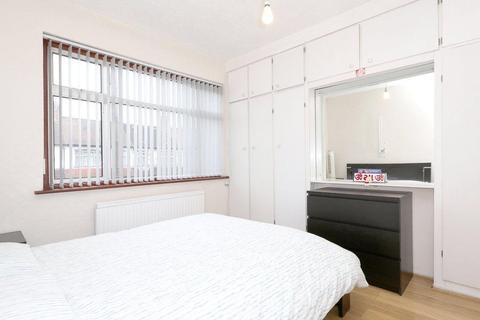 54 Rusper Road, London, N22 6RA