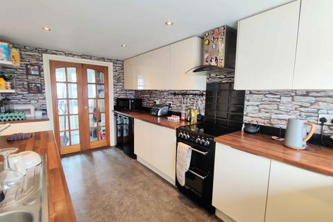 49 Long Ridge, Brighouse, HD6 3RZ