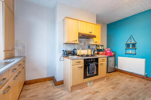 53 Wakefield Road, Drighlington, Bradford, BD11 1DH