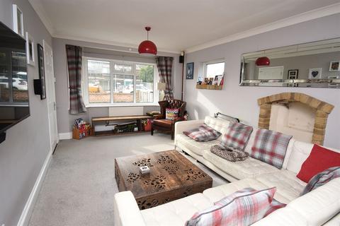 27 Cherry Orchard, Chestfield, Whitstable, CT5 3NH