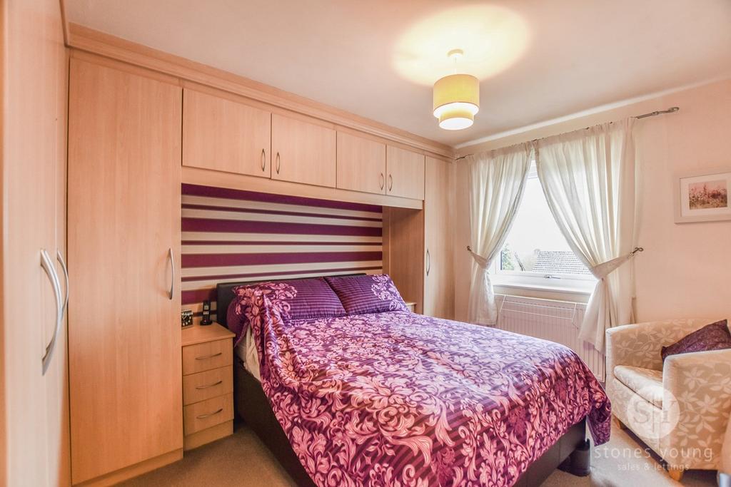 Kestrel Close, Blackburn, BB1 2 bed flat £120,000 Kestrel Close, Blackburn, BB1 2 bed flat £120,000