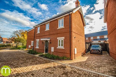6 Batterham Close, Stanway, Colchester, CO3 0BH