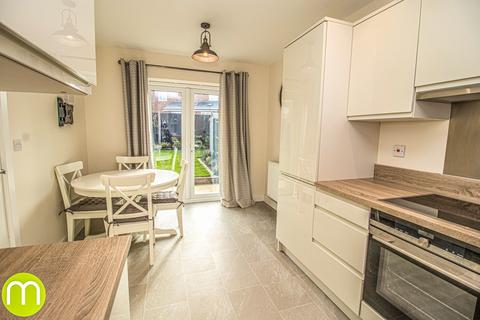 6 Batterham Close, Stanway, Colchester, CO3 0BH