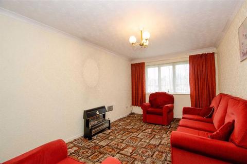 29 Blakebrook Gardens, Kidderminster, DY11 6RF