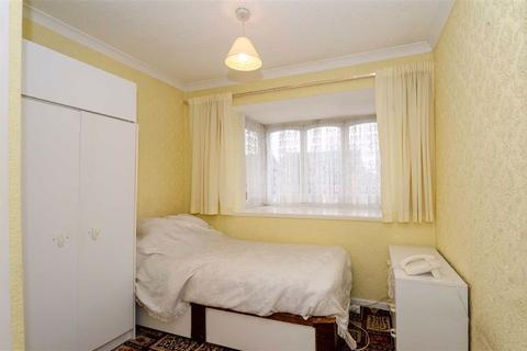29 Blakebrook Gardens, Kidderminster, DY11 6RF