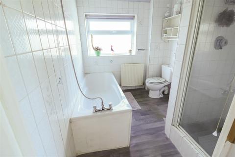 48 Latton Green, Harlow, CM18 7ER