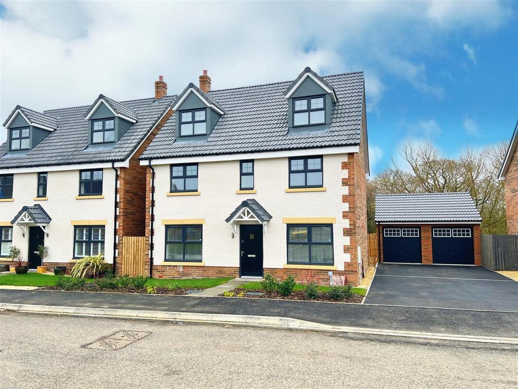Lorimer Close, Sedgefield... 5 bed detached house £399,950