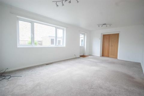 8 Great Cob, Chelmsford, CM1 6LA