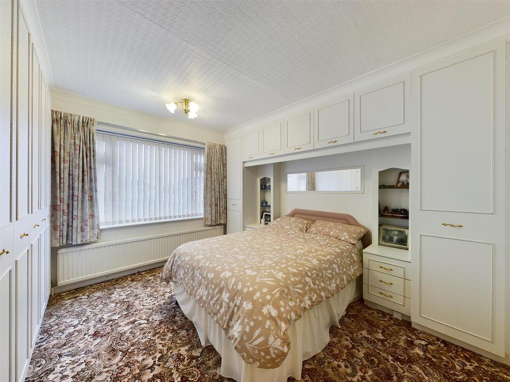 Bedroom: