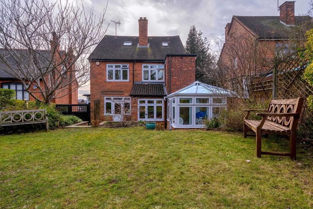 Clifton Park Road, Caversham, Reading 5 bed detached house £965,000