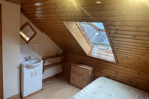 1 bedroom in a house share to rent, Queen Street, Stirling Town, Stirling, FK8