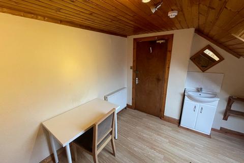 1 bedroom in a house share to rent, Queen Street, Stirling Town, Stirling, FK8