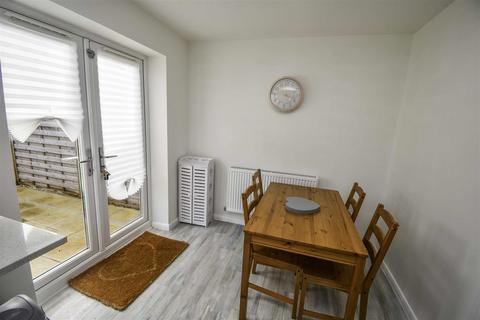 3 Primrose Walk, Kirk Ella, Hull, HU10 7FJ