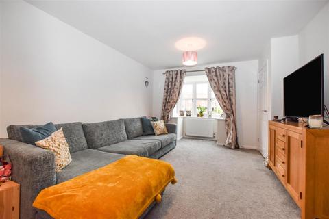 3 Primrose Walk, Kirk Ella, Hull, HU10 7FJ