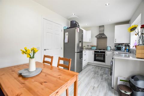 3 Primrose Walk, Kirk Ella, Hull, HU10 7FJ