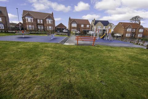 3 Primrose Walk, Kirk Ella, Hull, HU10 7FJ
