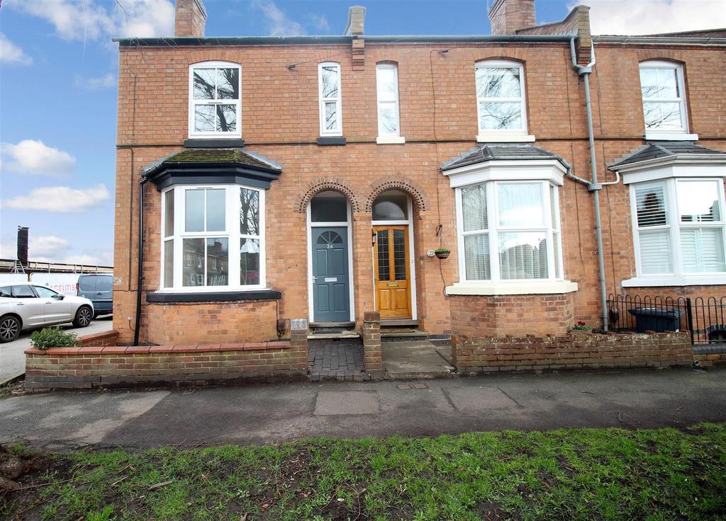 Lime Avenue, Leamington Spa 3 bed terraced house £360,000
