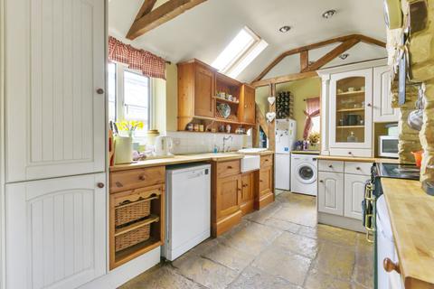 43 High Street, Avening, Tetbury, GL8 8NF