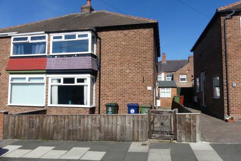 3 bedroom semi-detached house to rent - Hollymead Drive, Guisborough