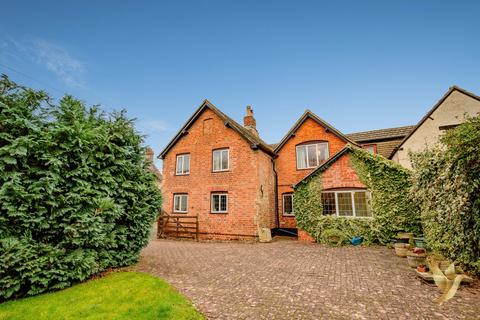 71 Bondend Road, Upton St Leonards, Gloucester, GL4 8EA