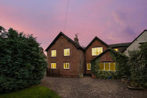 71 Bondend Road, Upton St Leonards, Gloucester, GL4 8EA