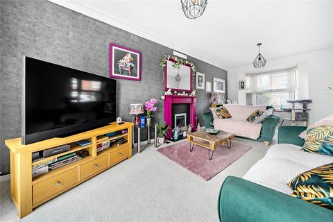 4 bedroom detached house for sale, Harris Way, North Baddesley, Southampton, Hampshire, SO52