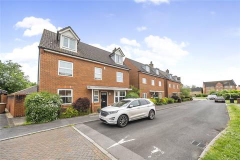 4 bedroom detached house for sale, Harris Way, North Baddesley, Southampton, Hampshire, SO52
