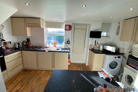 6 Heol Pymmer, Tonyrefail, Porth, CF39 8DN